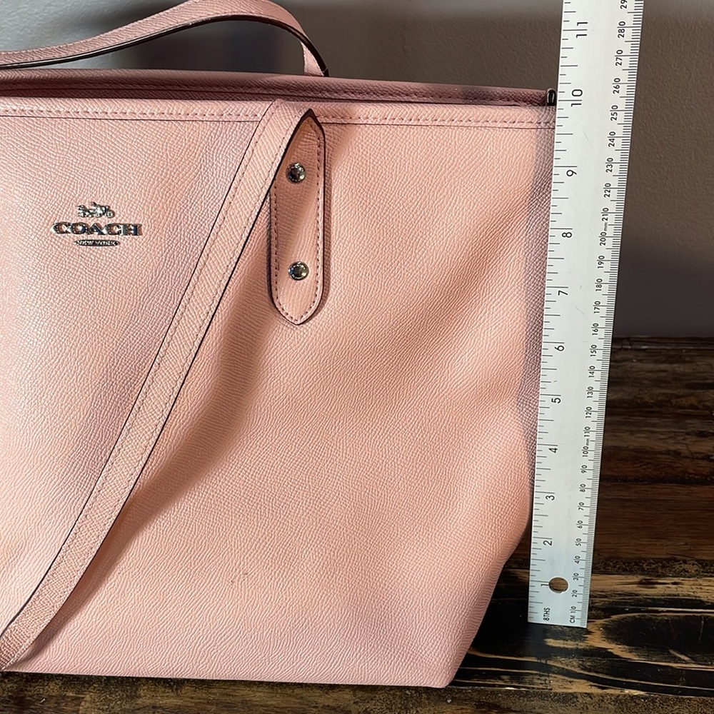 Coach petal pink handbag nice shape some nics along handle as shown - beautiful! - Picture 12 of 17